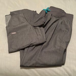 Figs graphite scrubs Sm.